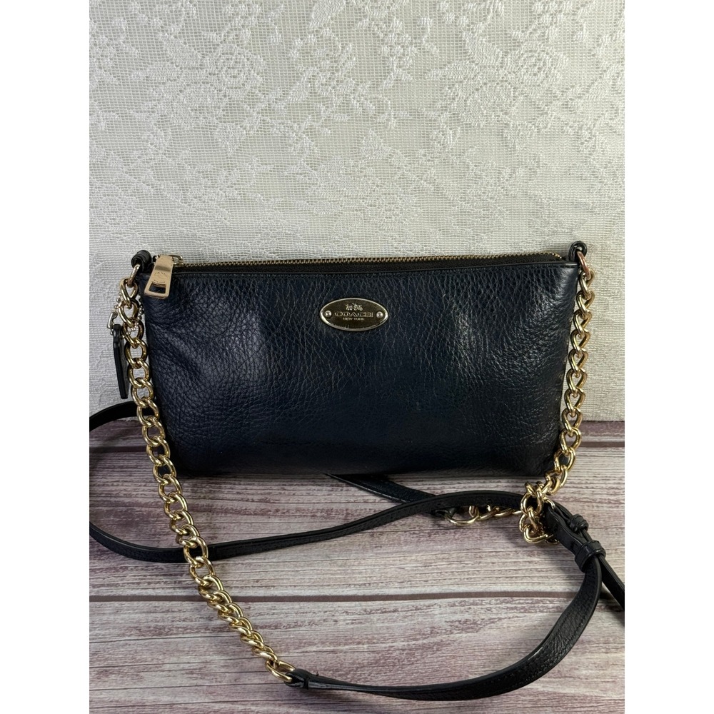 Coach Pebbled Leather Crossbody Bag Navy Blue Gold Chain F52709